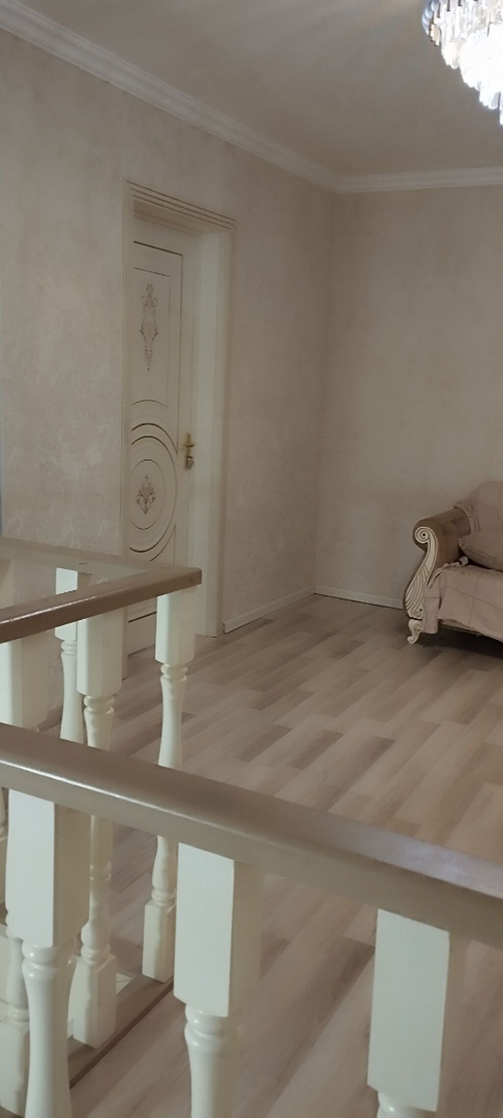 Bakıxanovda 6 otaqlı həyət evi satılır, 200 m², 113 000 AZN, şəkil 2 / 12