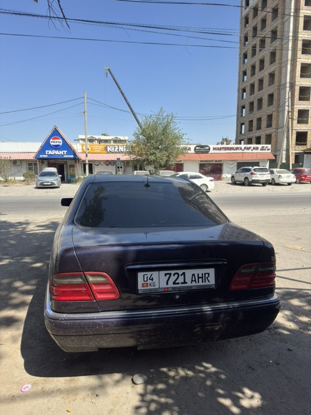 Mercedes-Benz E-Class: 1995 г., 3.2 л, Автомат, Седан: фото 2