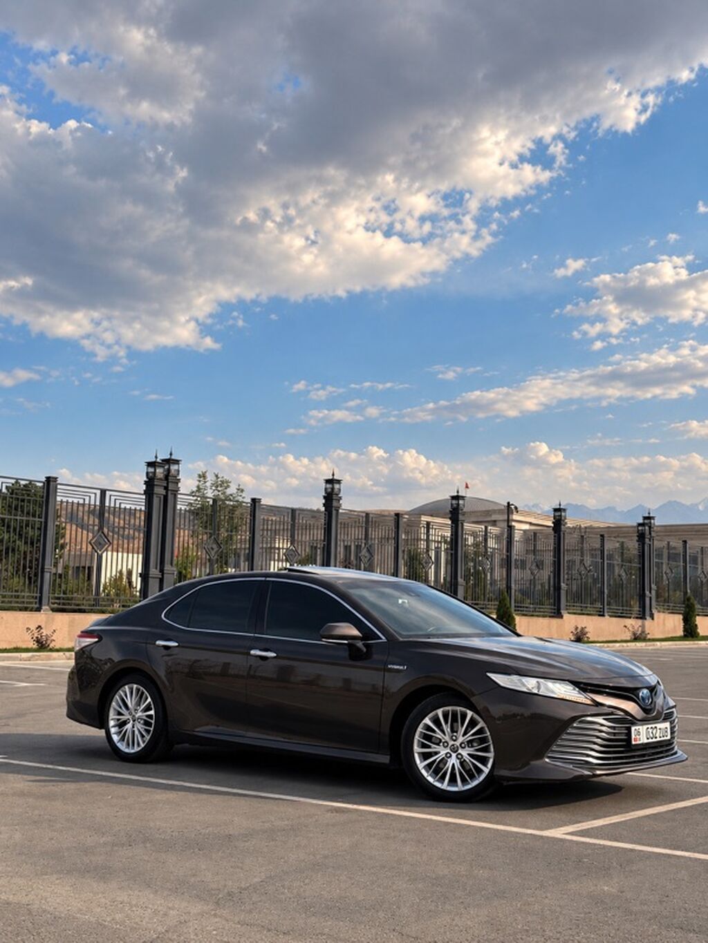 Toyota Camry: 2018 г., 2.5 л, Вариатор, Гибрид, Седан: фото 7