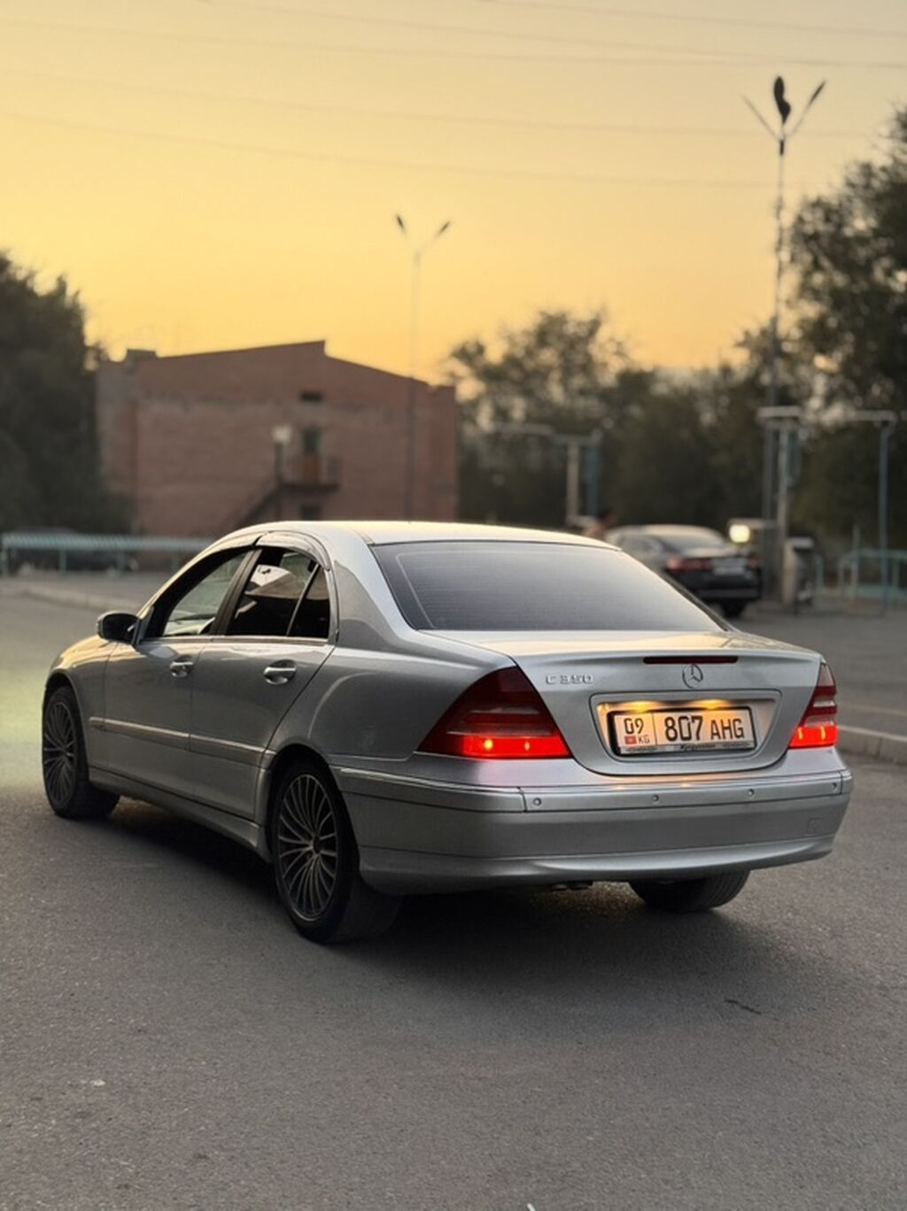 Mercedes-Benz C-Class: 2005 г., 3 л, Автомат, Бензин, Седан: фото 4