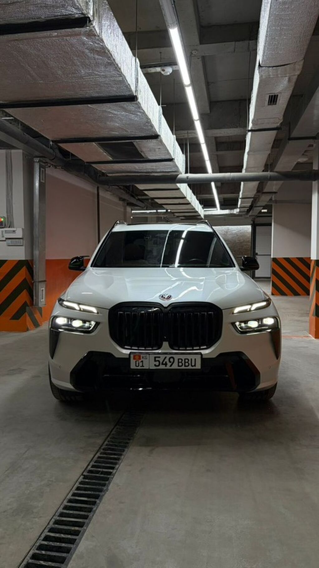 BMW X7: 2023 г., 3 л, Автомат, Дизель, Внедорожник: фото 2
