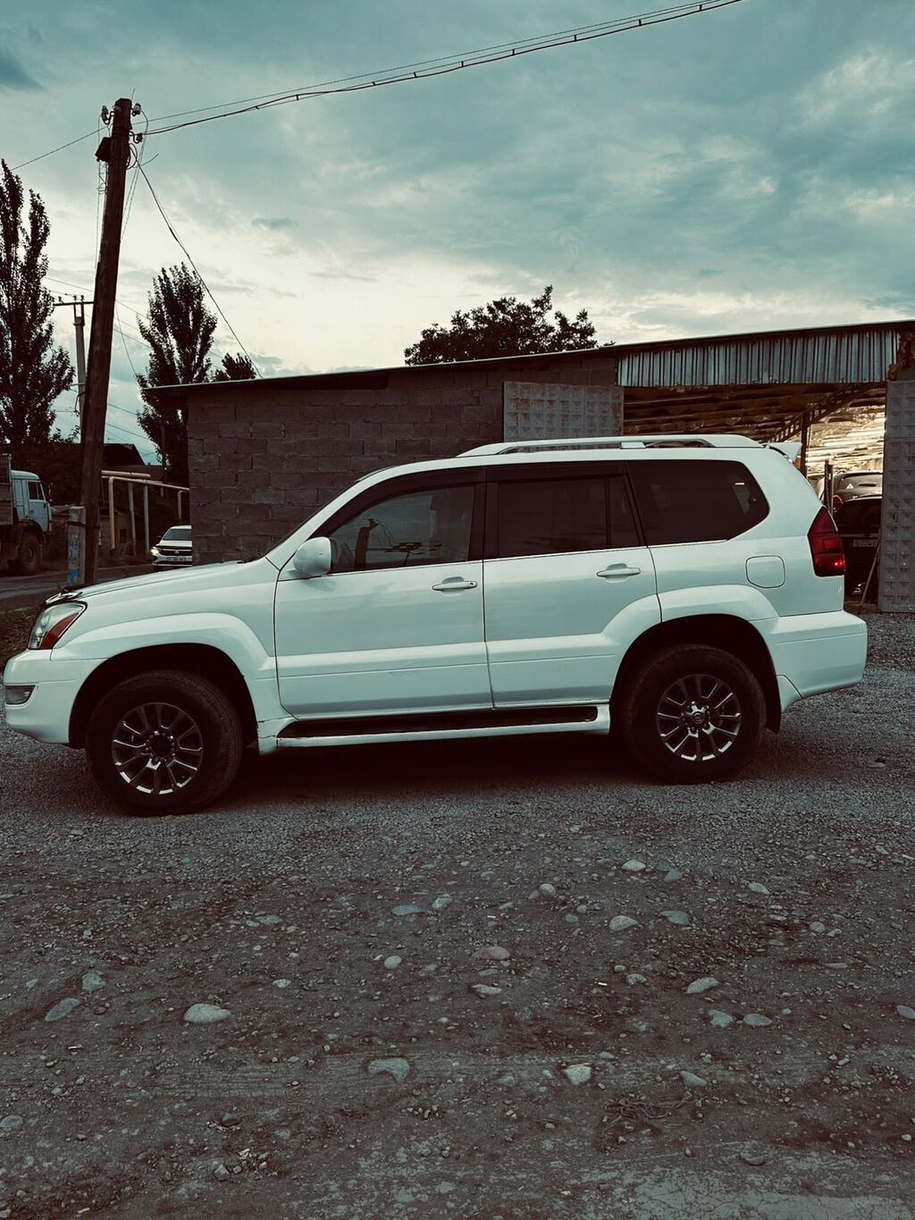 Lexus GX: 2003 г., 4.7 л, Автомат, Газ, Внедорожник: фото 5