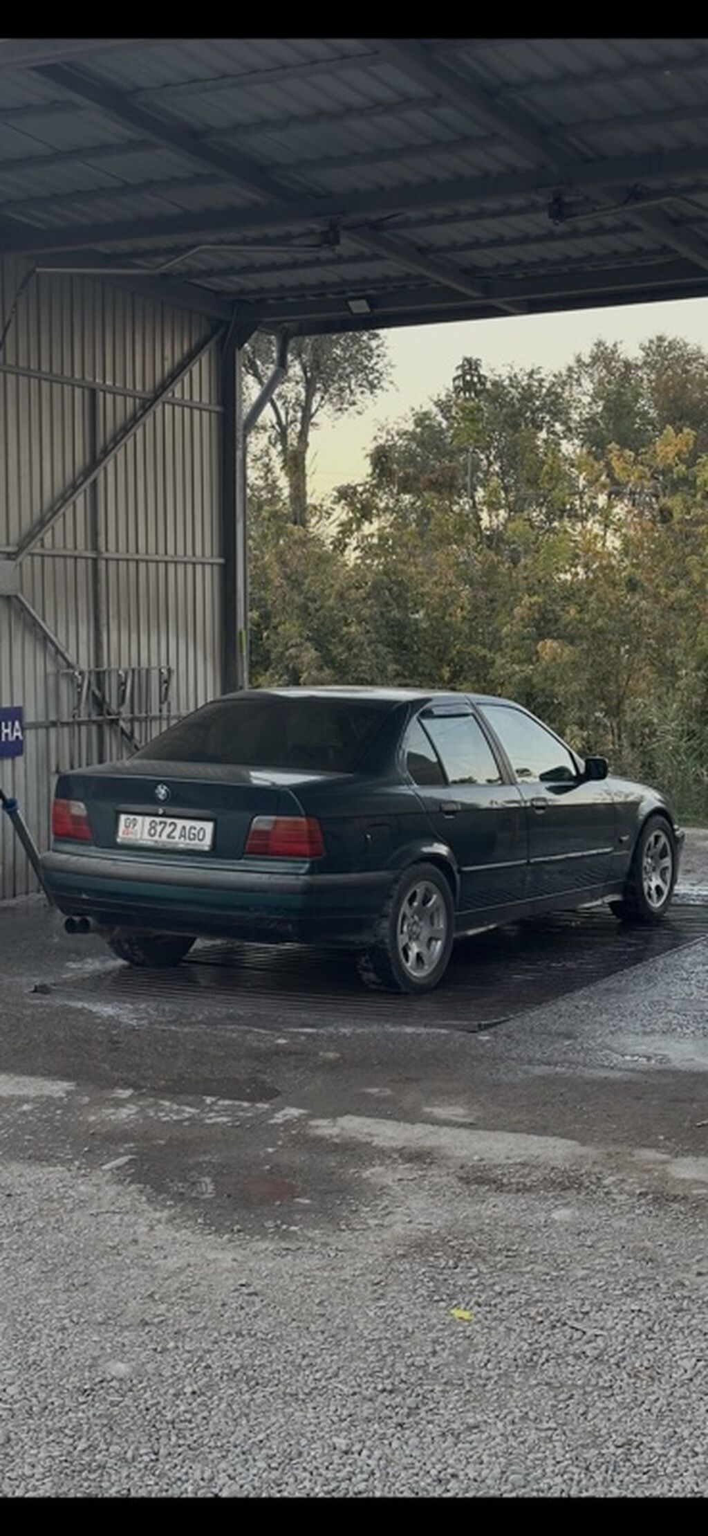 BMW 3 series: 1994 г., 2 л, Механика, Бензин, Седан: фото 3