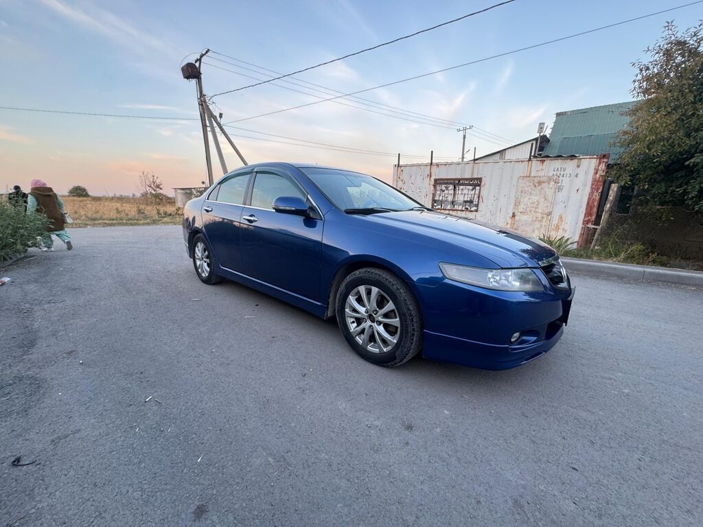 Honda Accord: 2004 г., 2.4 л, Автомат, Бензин, Седан: фото 1