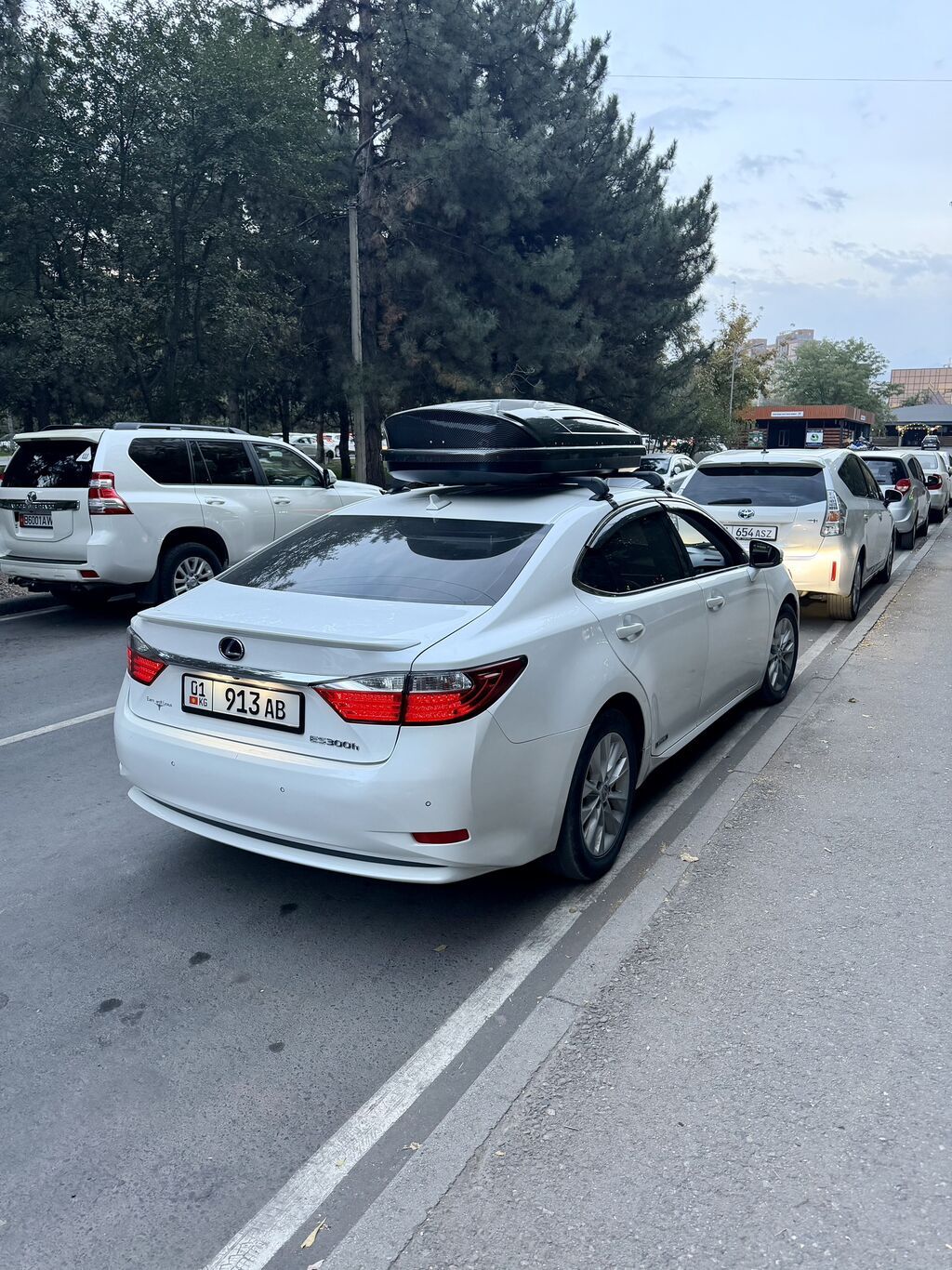 Lexus ES: 2014 г., 2.5 л, Автомат, Гибрид, Седан: фото 4