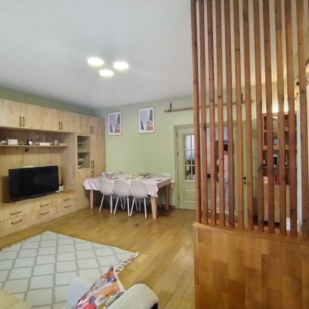 4 otaqlı, Yeni tikili, 138 kv. m