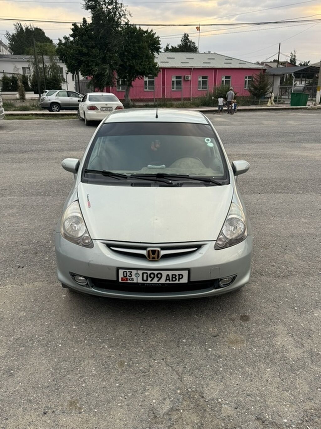 Honda Jazz: 2008 г., 1.4 л, Автомат, Бензин, Хэтчбэк — фото 8