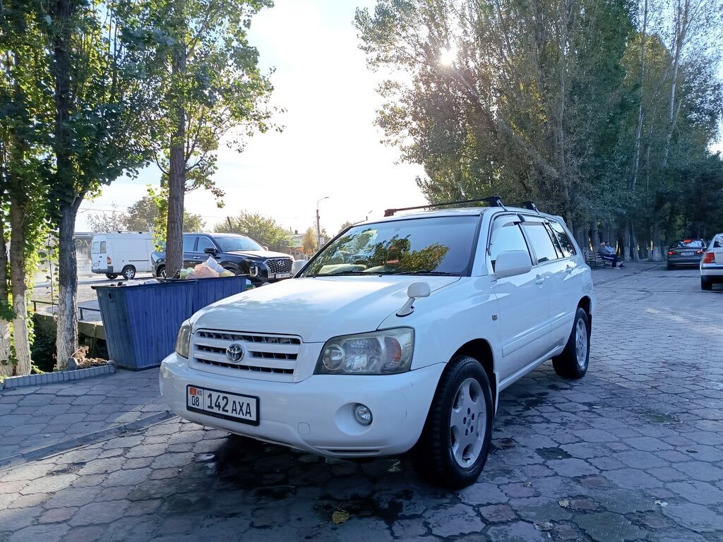 Toyota Kluger: 2004 г., 3 л, Автомат, Бензин, Внедорожник: фото 1