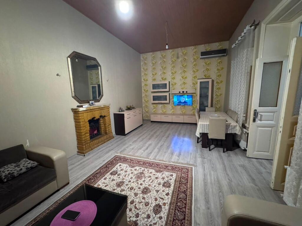 Bakı, 3 otaqlı, Köhnə tikili, m. Sahil, 100 kv. m