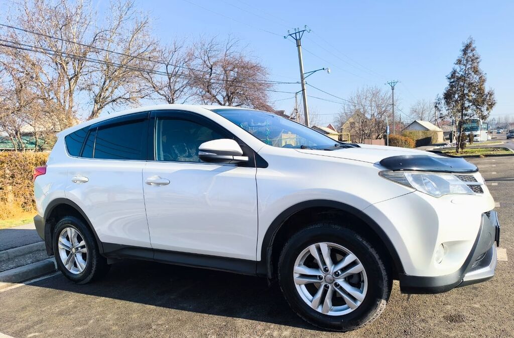 Toyota RAV4: 2013 г., 1.9 л, Автомат, Бензин, Кроссовер: фото 3
