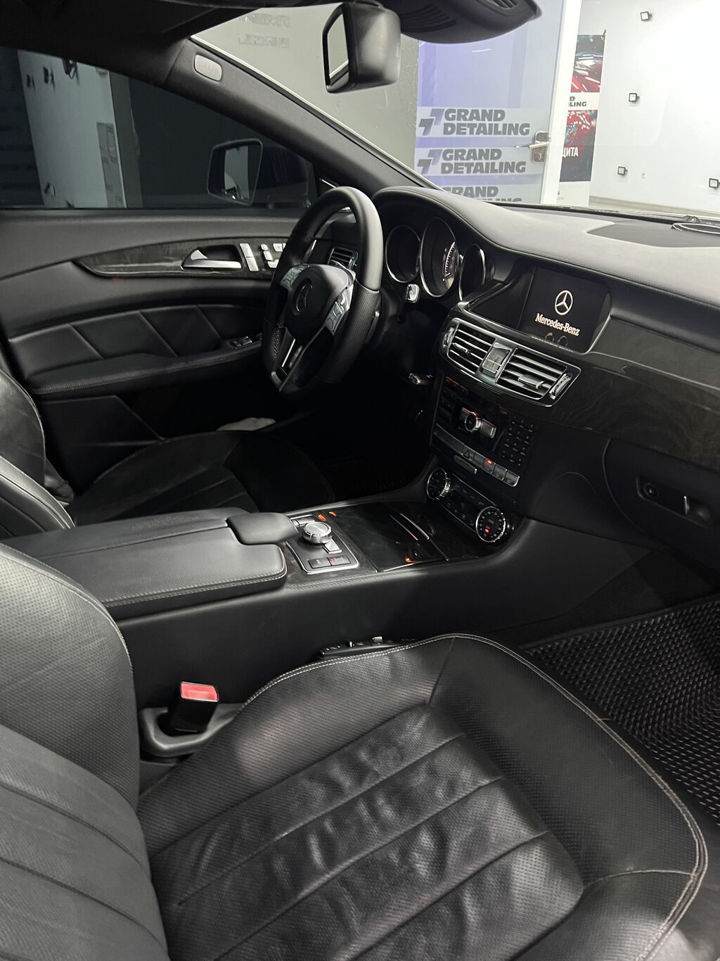 Mercedes-Benz CLS-Class: 2012 г., 4.7 л, Автомат, Бензин: фото 7