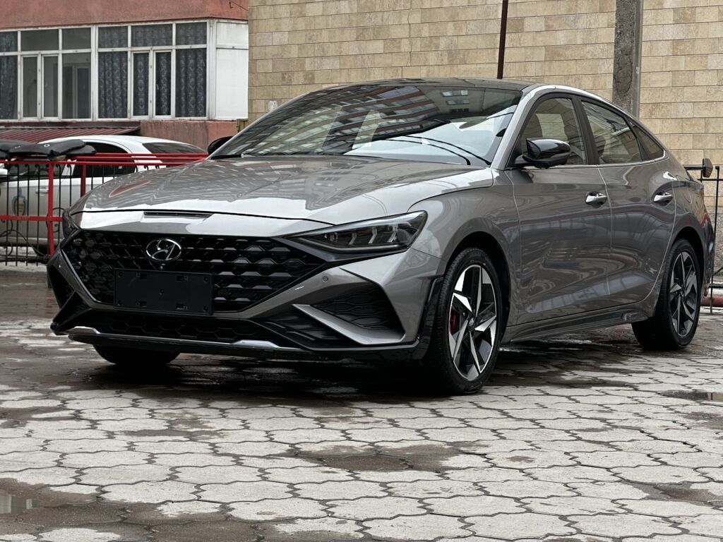 Hyundai Lafesta