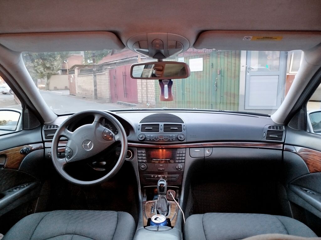 Mercedes-Benz E-Class: 2003 г., 2.6 л, Автомат, Бензин, Седан: фото 7