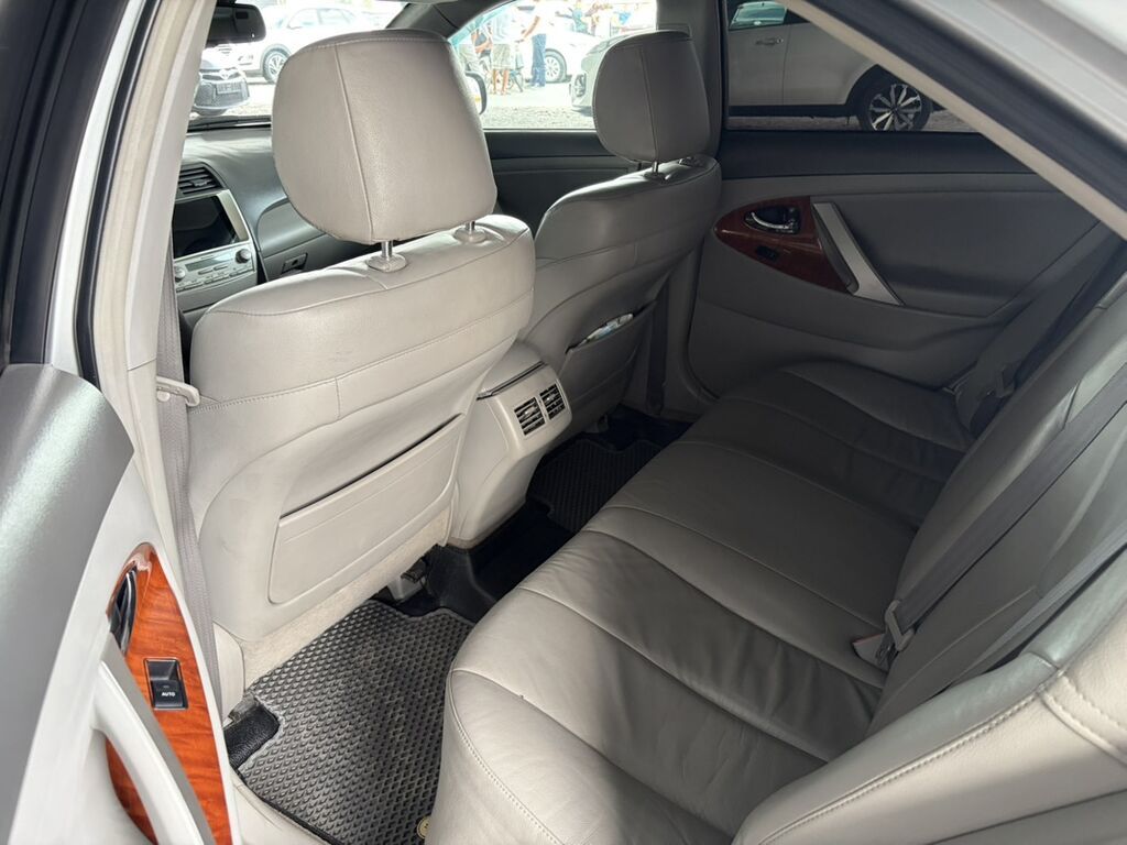 Toyota Camry: 2010 г., 2.5 л, Автомат, Бензин, Седан: фото 7