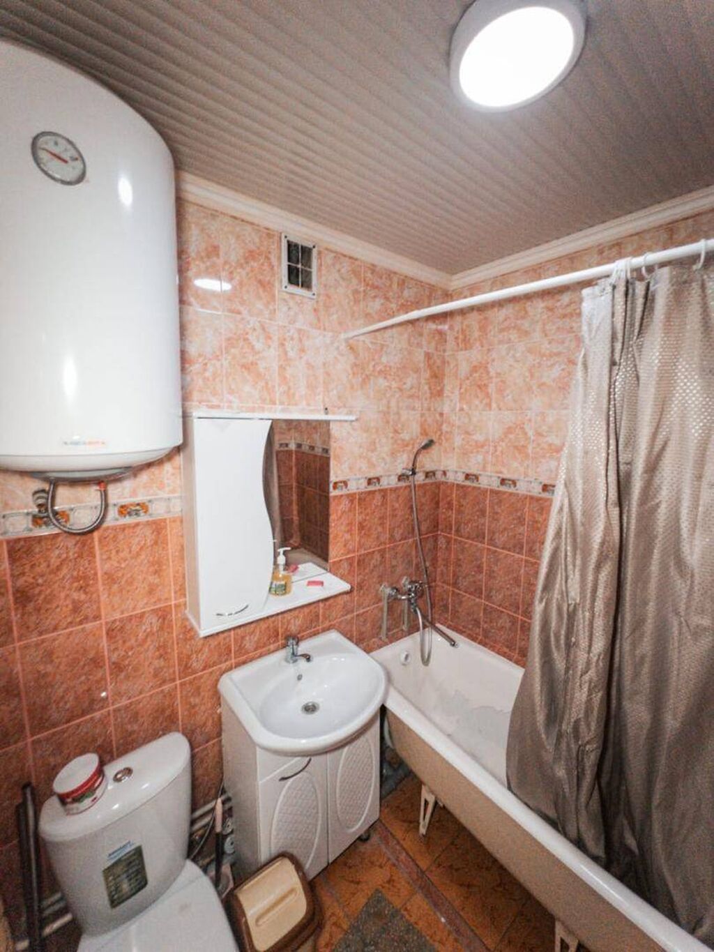 1 комната, Дордой Плаза ТРЦ, Бронь, Бытовая техника, Душевая кабина, фото 15