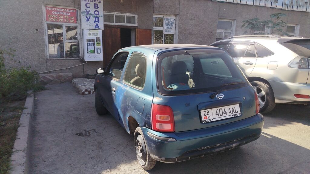 Nissan March: 1994 г., 1.4 л, Механика, Бензин, Купе: фото 4
