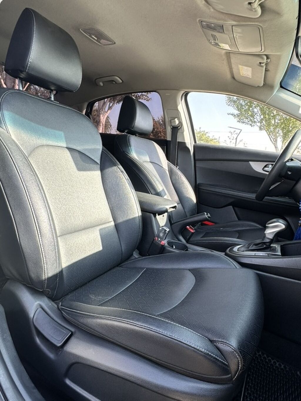 Kia Cerato: 2018 г., 1.6 л, Автомат, Бензин, Седан: фото 8