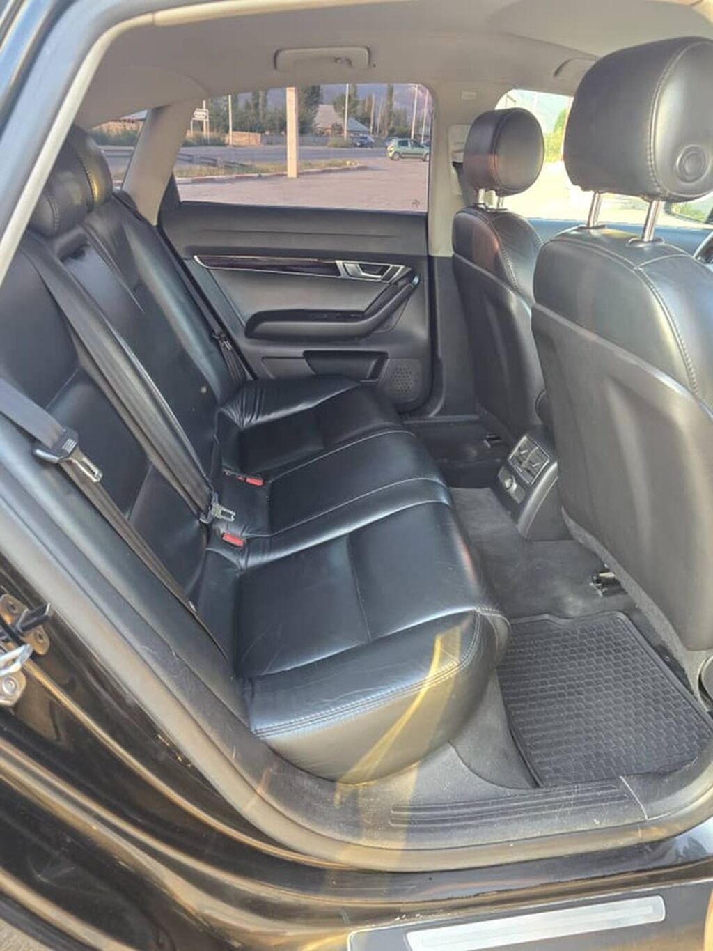 Audi A6: 2005 г., 2.4 л, Вариатор, Бензин, Седан: фото 6
