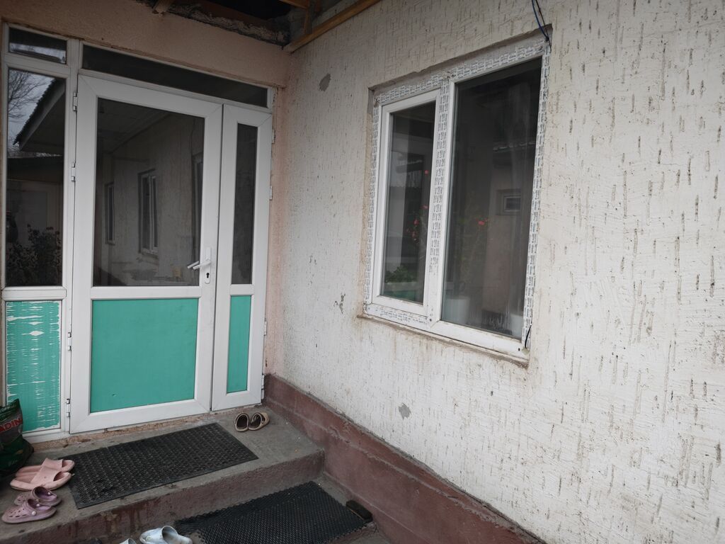 Продается дом с большим участком в с. Беловодское (начало, со стороны: фото 2