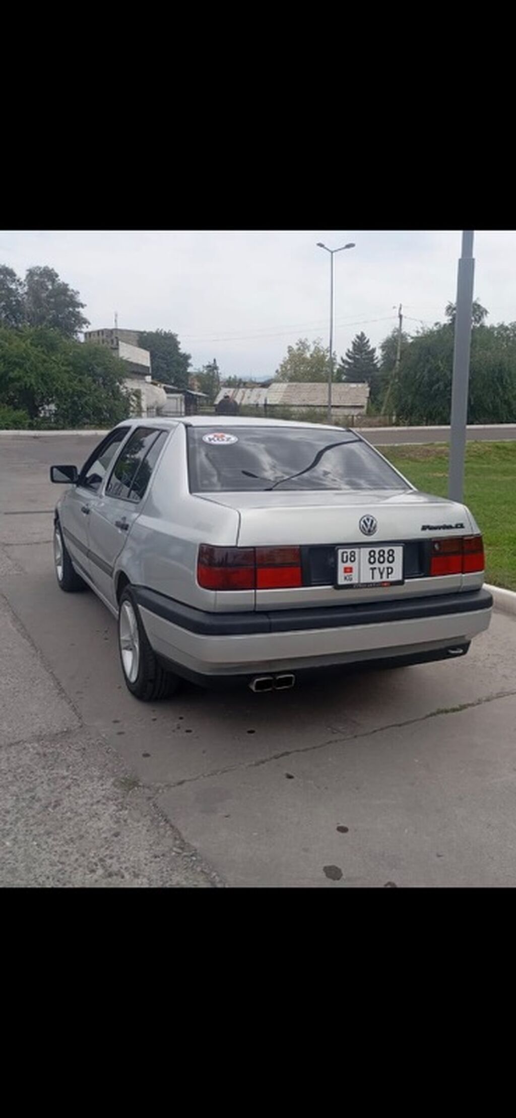 Volkswagen Vento: 1993 г., Механика, Газ, Седан: фото 3