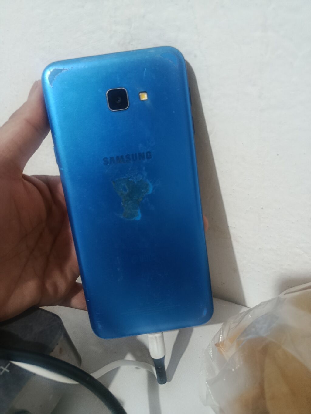 Смартфон Samsung Galaxy J4+ (синий) Особенности и функции: - Экран: фото 3