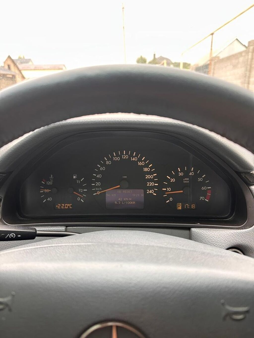 Mercedes-Benz E-Class: 1999 г., 3.2 л, Бензин, Седан: фото 8