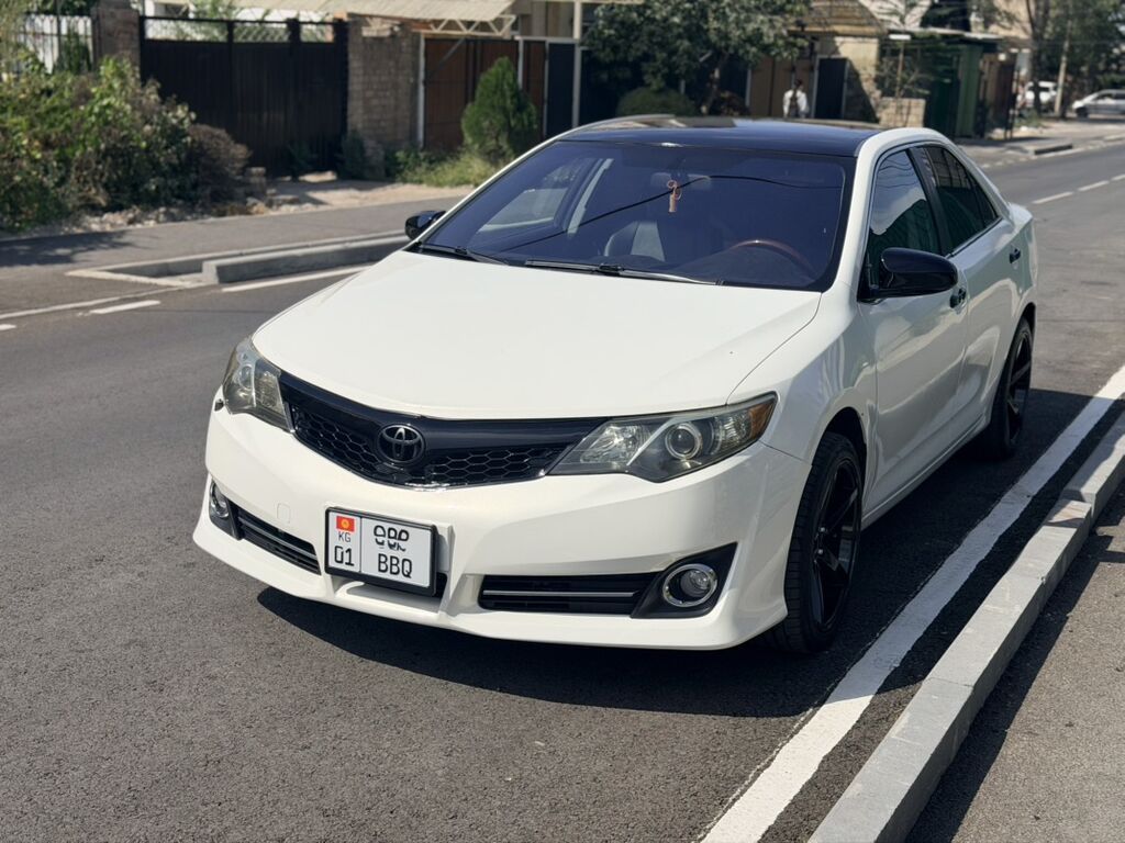 Toyota Camry: 2013 г., 2.5 л, Автомат, Бензин, Седан: фото 6