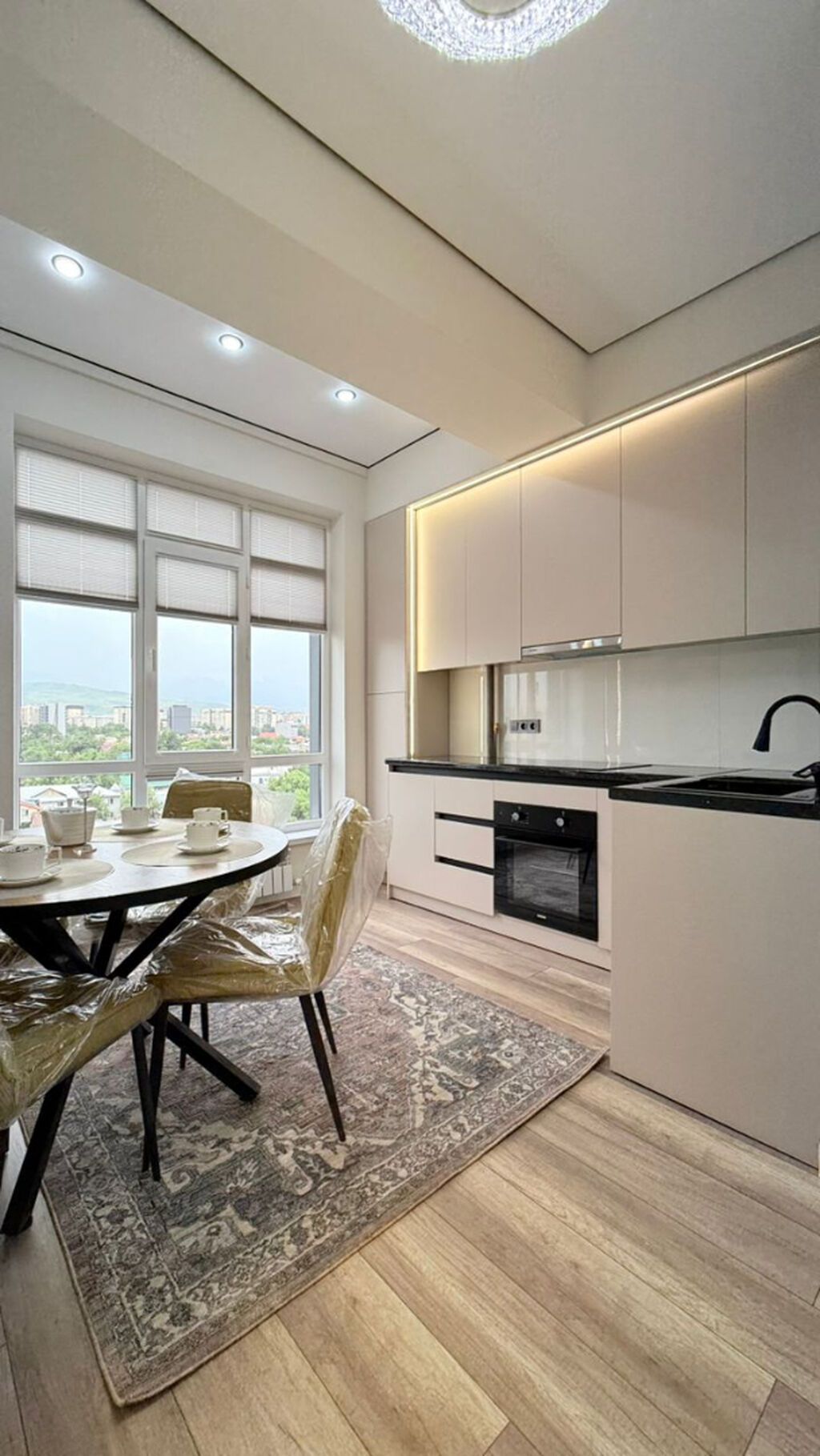 Студия, 40 м², БГУ Элитка, 8 этаж, Евроремонт: фото 2
