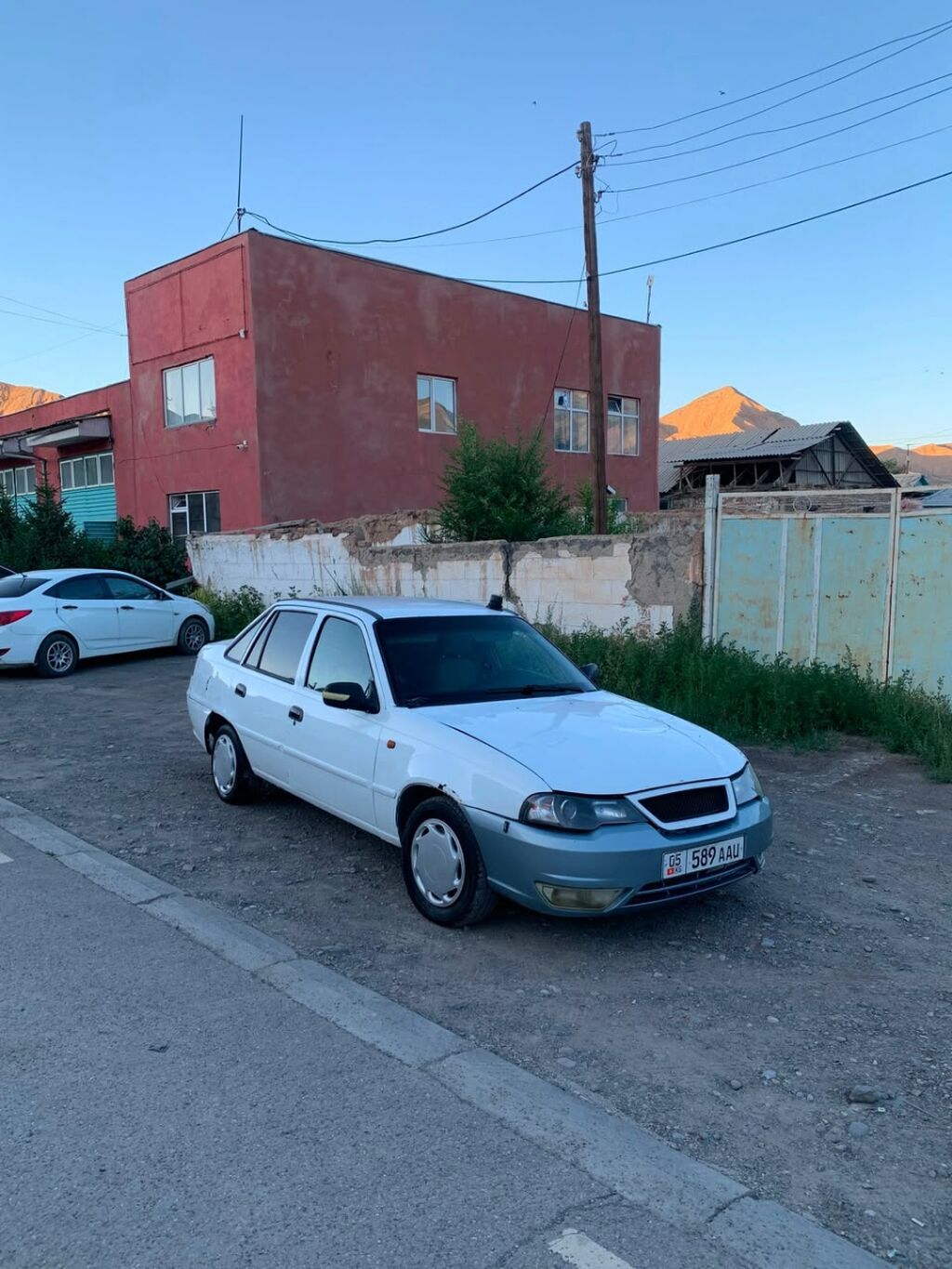Daewoo Nexia: 2010 г., 1.6 л, Механика, Бензин, Седан: фото 2