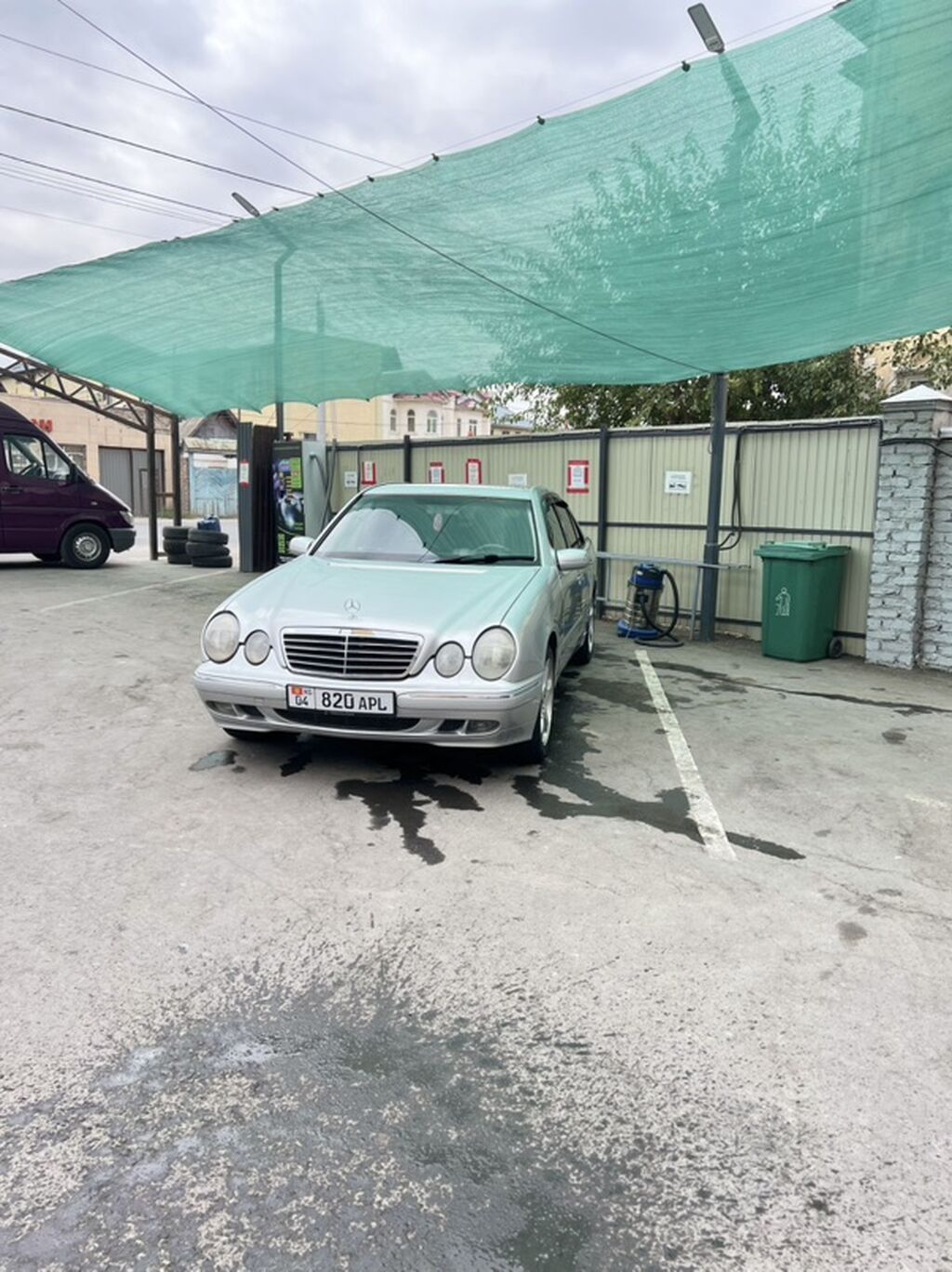 Mercedes-Benz E-Class: 2000 г., 2 л, Механика, Бензин, Седан: фото 4
