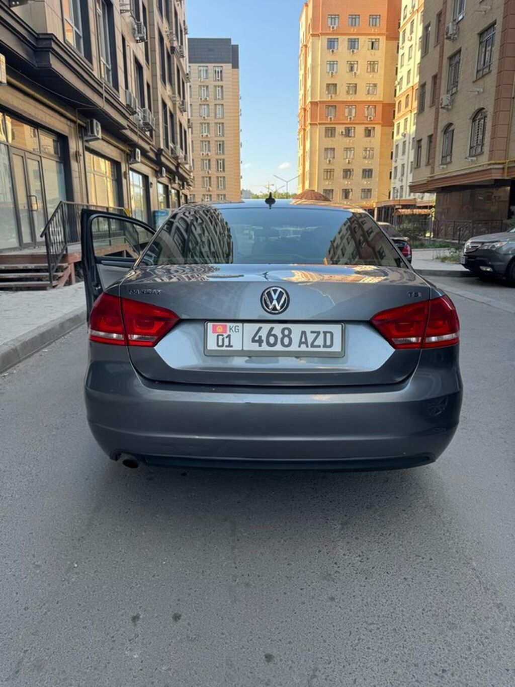 Volkswagen Passat: 2016 г., 1.8 л, Автомат, Бензин, Седан: фото 4