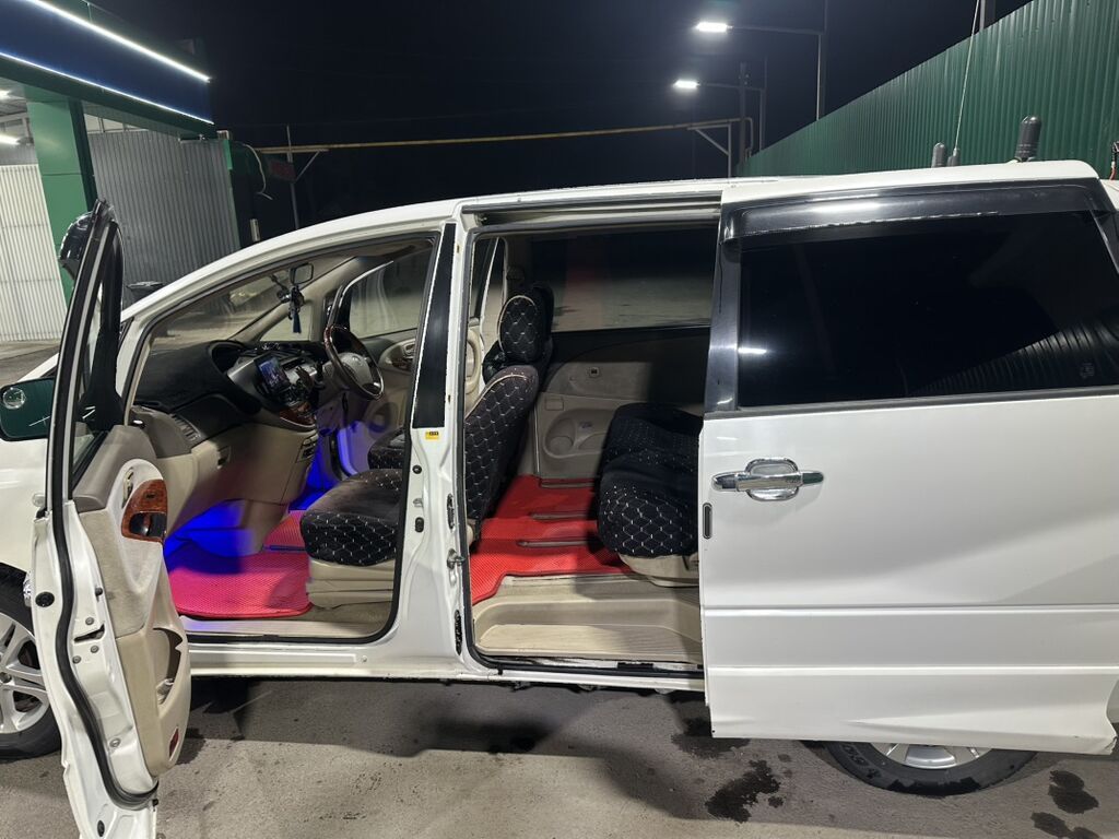 Toyota Estima: 2004 г., 3 л, Автомат, Газ, Минивэн: фото 3