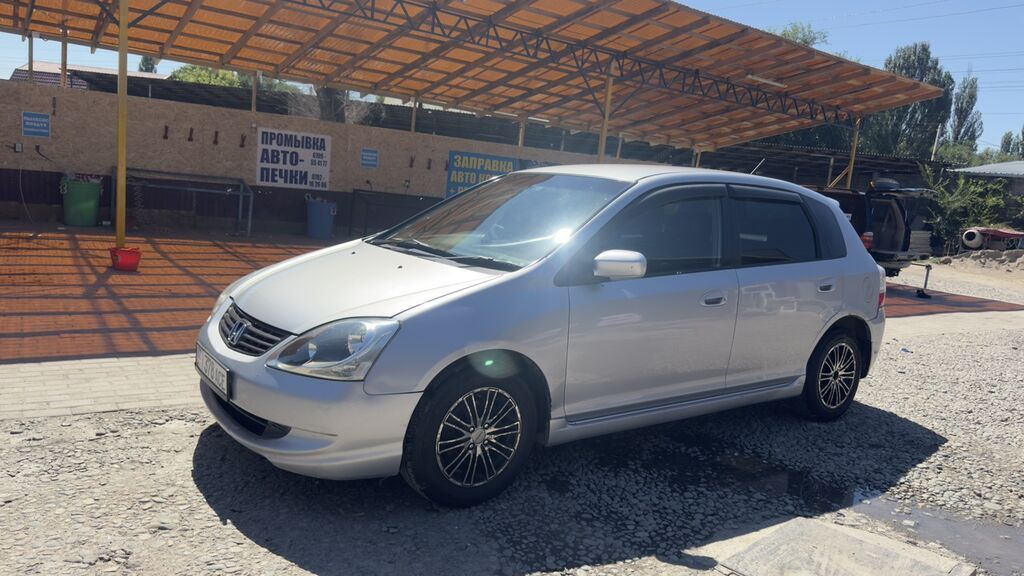 Honda Civic: 2004 г., 1.7 л, Вариатор, Газ, Хэтчбэк — фото 3