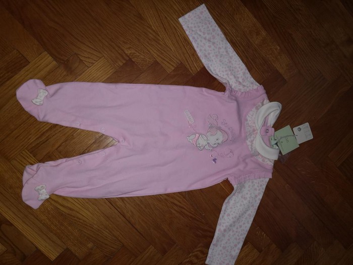 Body: Novo! Vel. 6-9m na lalafo.rs Novo! Vel. 6-9m - Crvenka