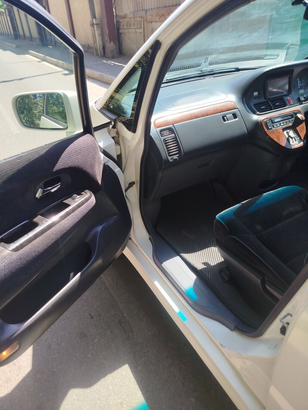 Honda Odyssey: 2000 г., 2.3 л, Автомат, Газ, Минивэн: фото 8
