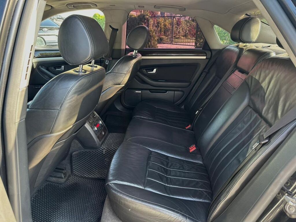 Audi A8: 2006 г., 4.2 л, Автомат, Бензин, Седан: фото 7