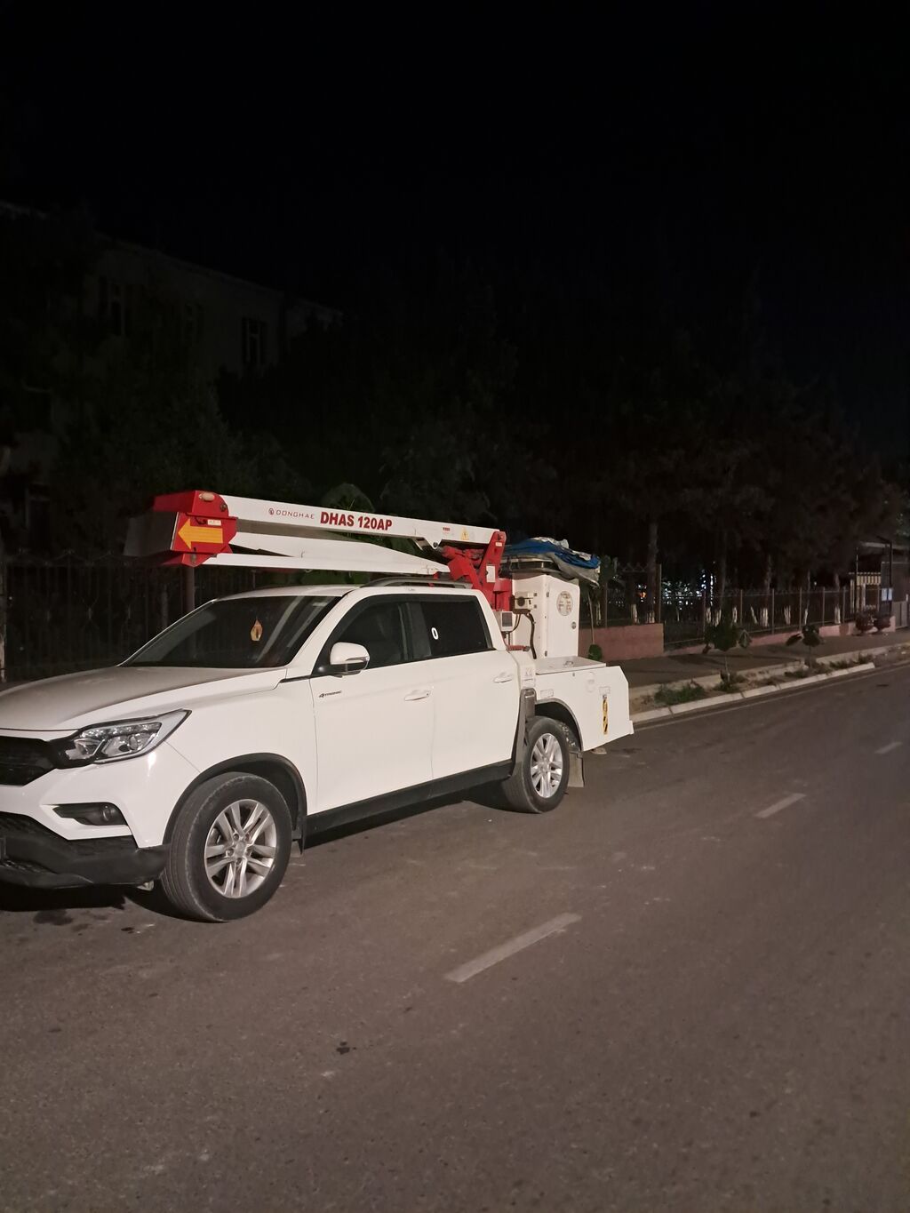 Услуги автовышки на базе компактного кроссовера - Место работы: город: фото 4