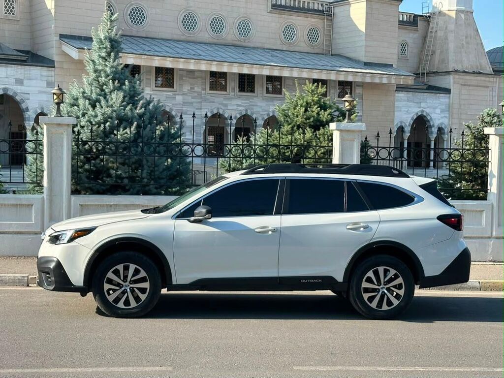 Subaru Outback: 2021 г., 2.5 л, Вариатор, Бензин, Универсал: фото 5