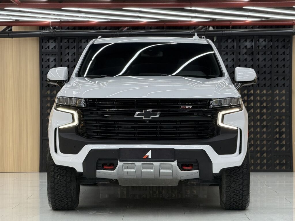 Chevrolet Suburban: 2023 г., 5.3 л, Автомат, Бензин, Внедорожник: фото 2