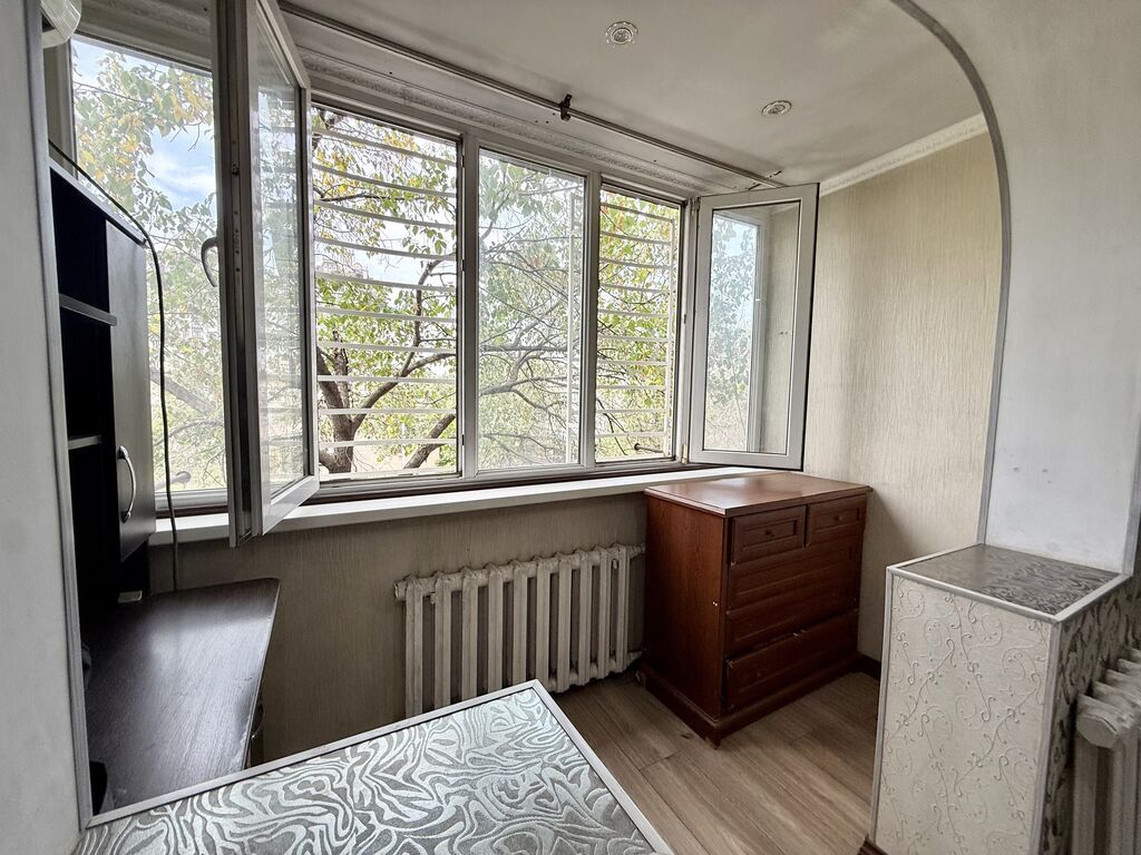 3 комнаты, 63 м², Дордой Плаза ТРЦ 104 серия, 3 этаж, Косметический ремонт: фото 5