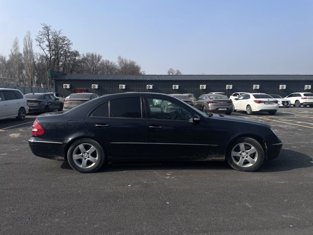 Mercedes-Benz E-Class: 2003 г., 3.2 л, Автомат, Газ, Седан: фото 4