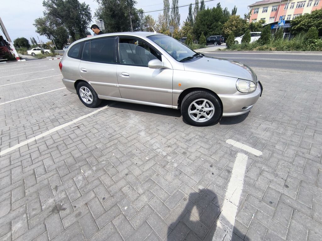 Kia Rio: 2001 г., 1.5 л, Автомат, Бензин, Универсал: фото 3