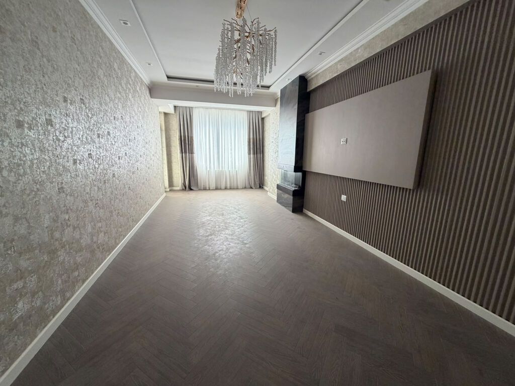 3 otaqlı, Yeni tikili, 137 kv. m