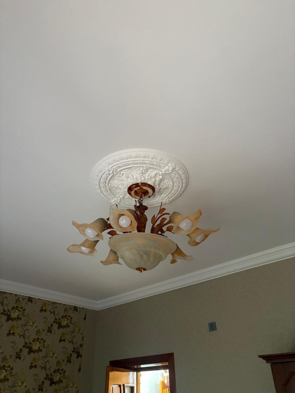 Çılçıraq, 8 lampa, Şüşə