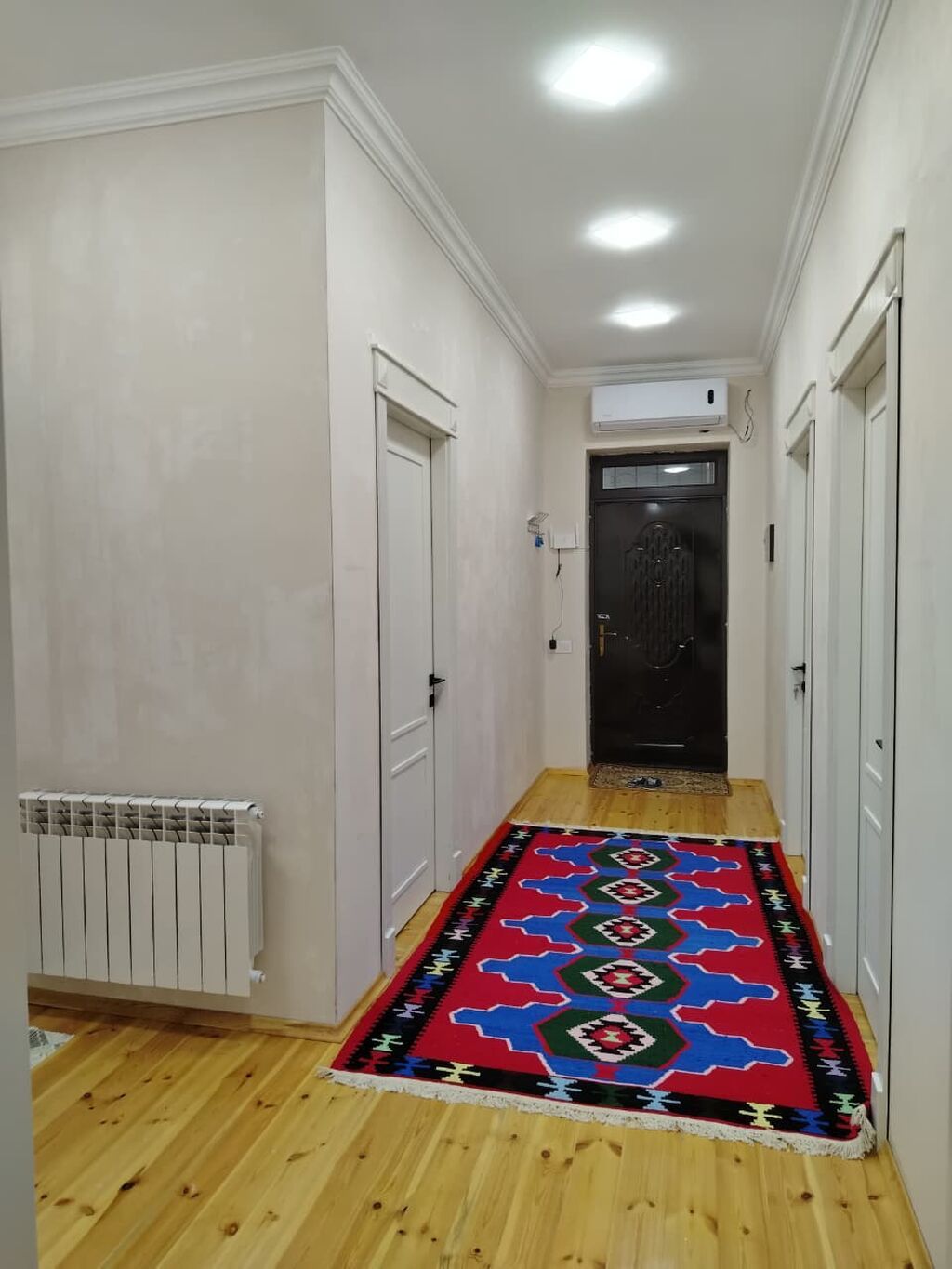 4 otaqlı, 130 kv. m, Yeni təmirli