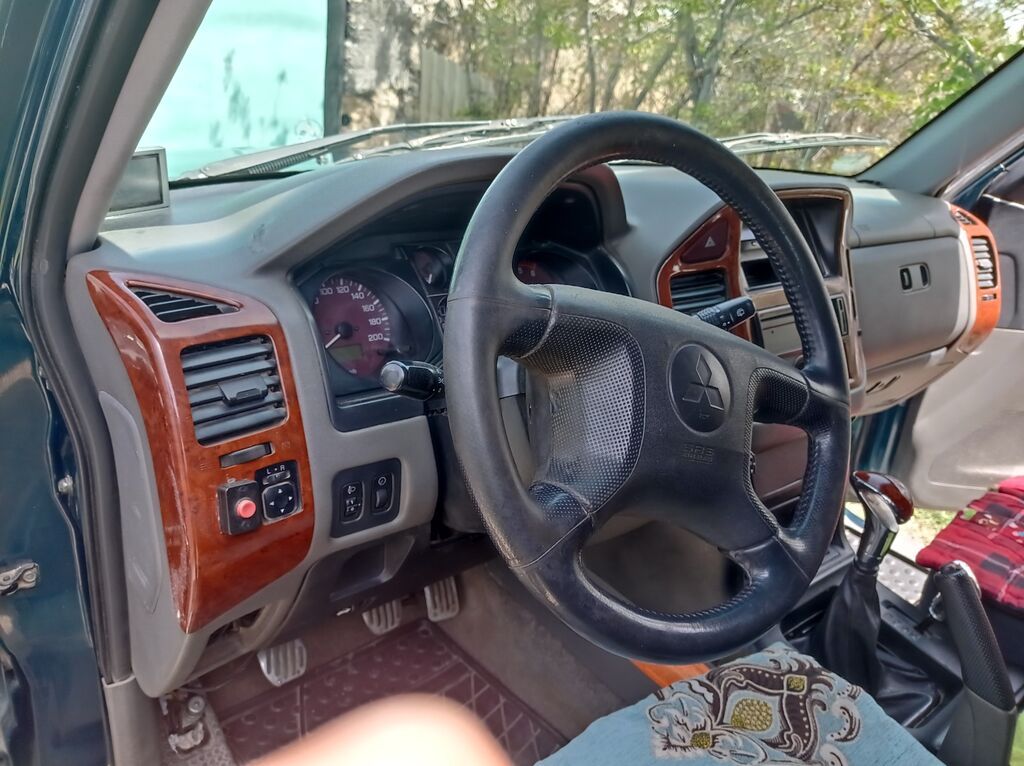 Mitsubishi Pajero: 2001 г., 3.2 л, Механика, Дизель, Внедорожник: фото 7