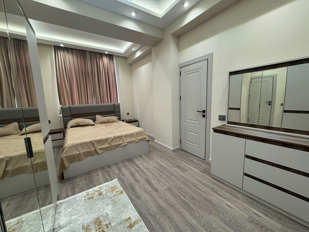 3 otaqlı, Yeni tikili, 152 kv. m