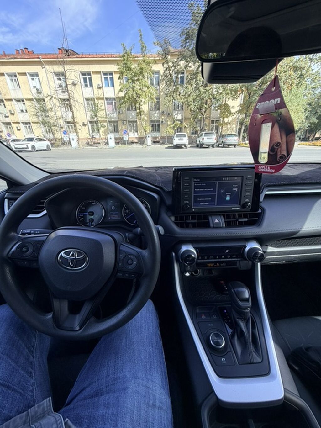 Toyota RAV4: 2022 г., Гибрид, Кроссовер: фото 7