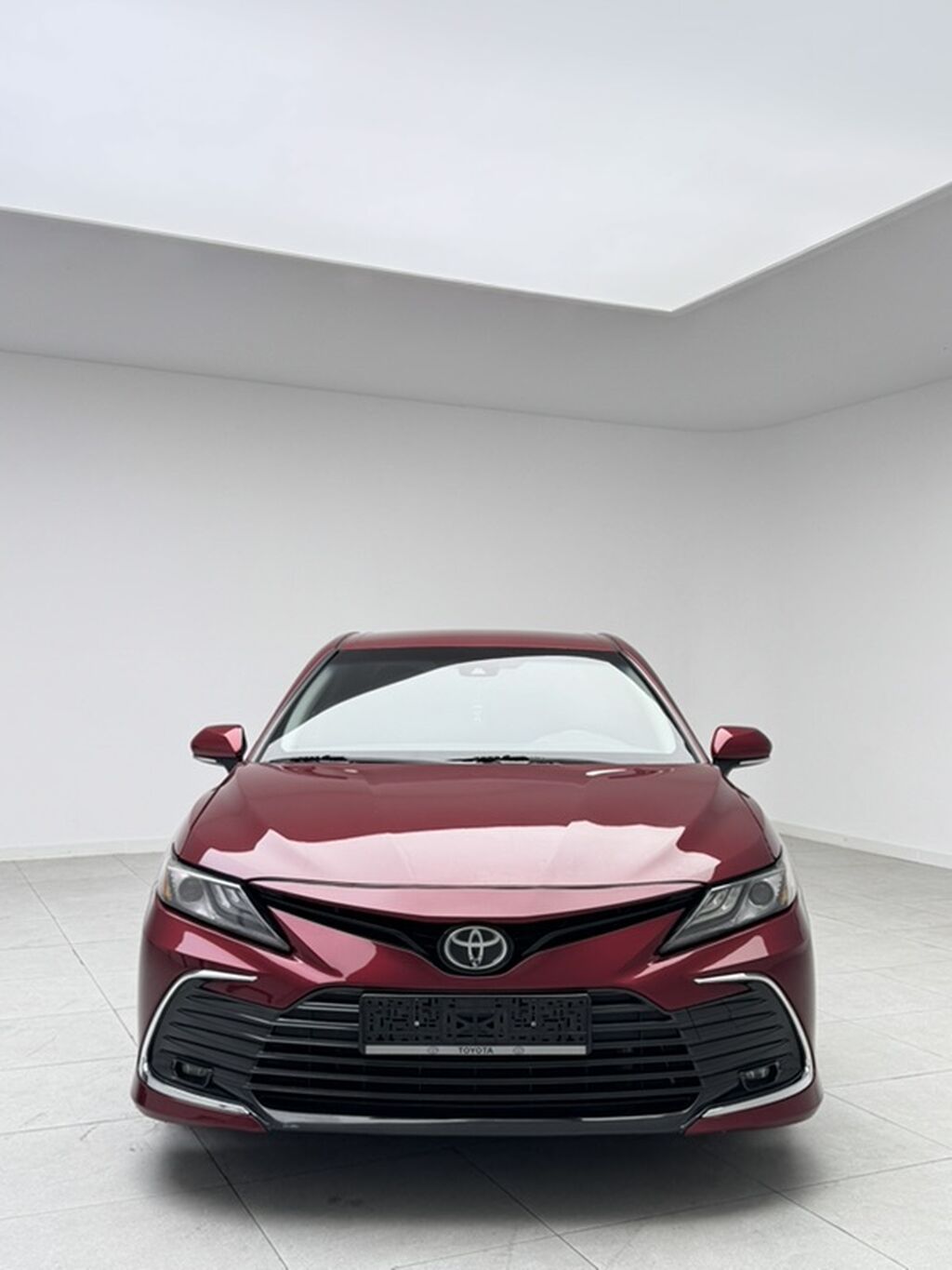 Toyota Camry: 2020 г., 2.5 л, Автомат, Бензин, Седан: фото 2