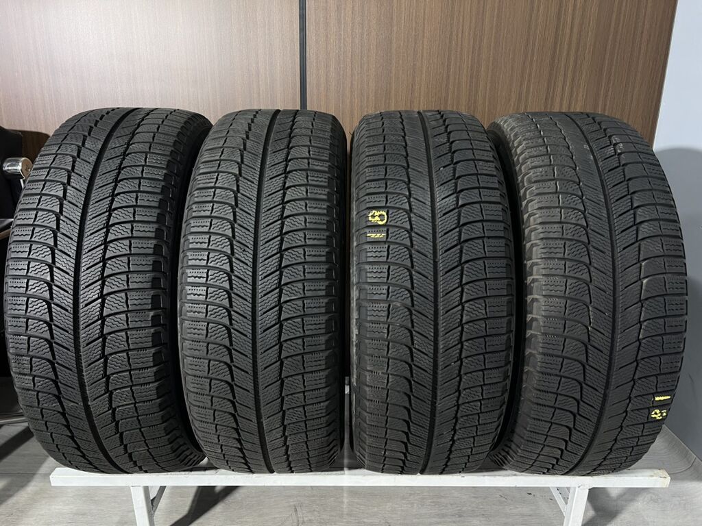 Шины 235 / 55 / R 18, Зима, Б/у, Комплект, Легковые, Франция, Michelin: фото 1